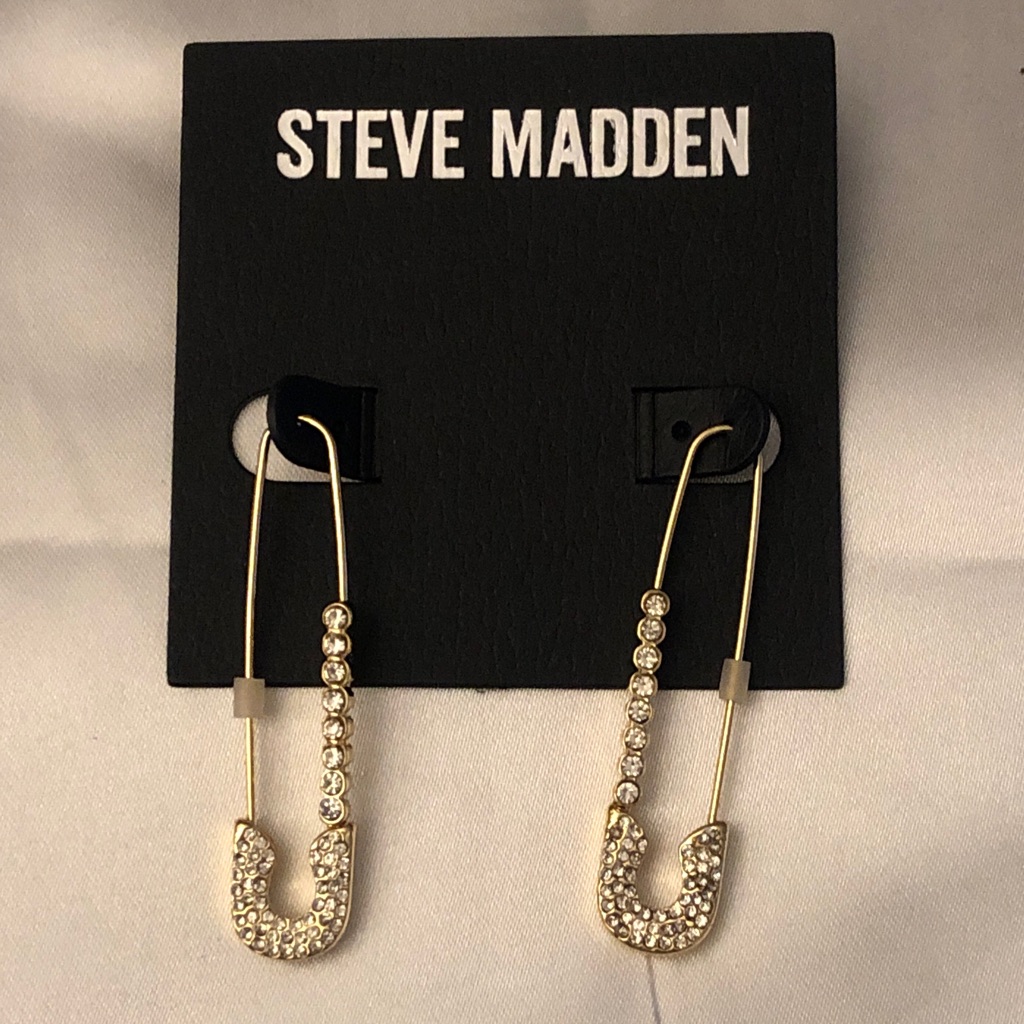 Steve Madden Gold Tone Safety Pin Drop Earrings Clear Crystal Accents Nwt 23$